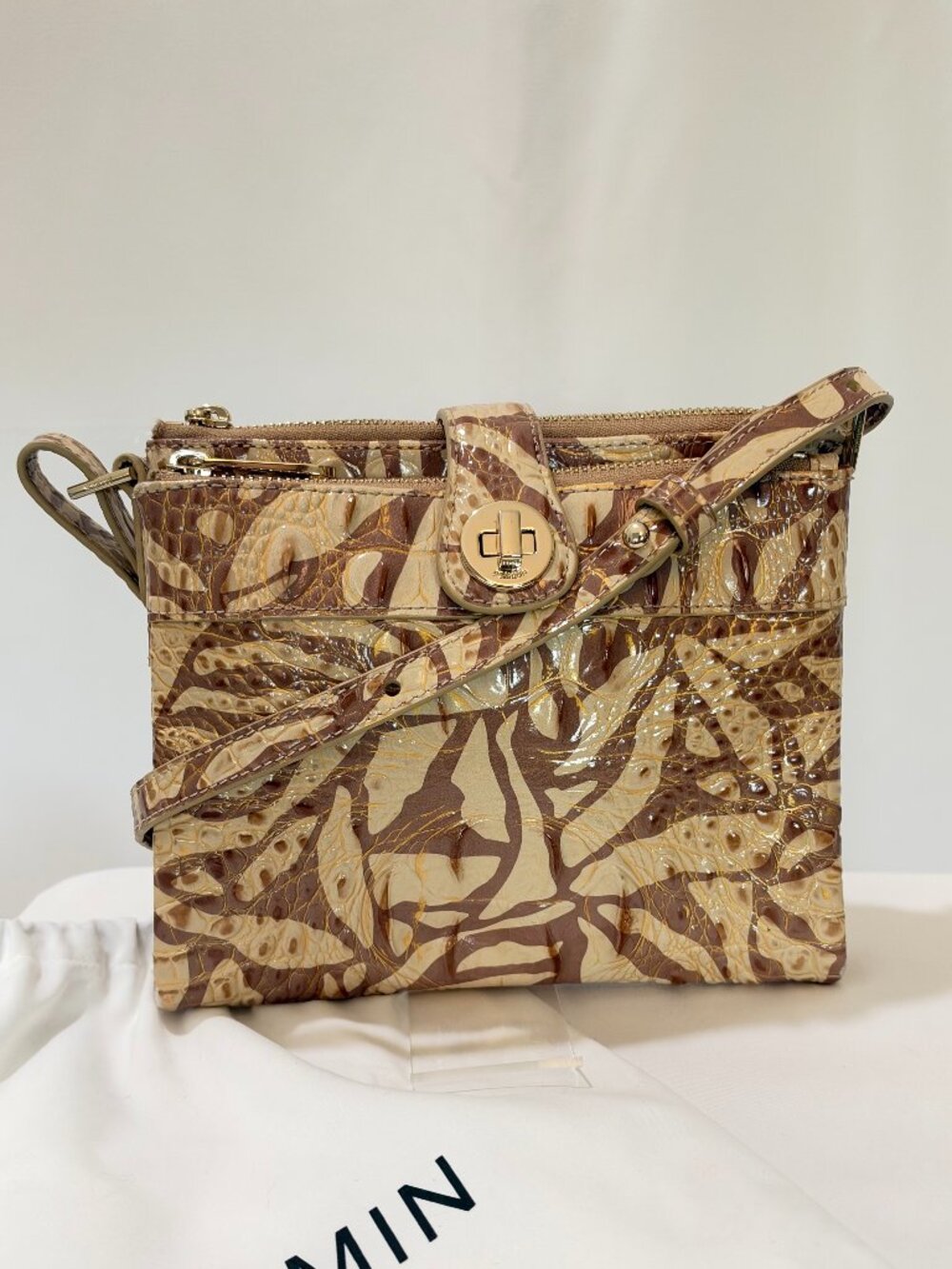Brahmin Stepping Stone Embossed Leather Turnlock Hillary Crossbody Bag Like New